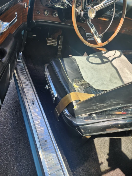 1963 Ford Thunderbird 2nd Gen - Image 15 of 20