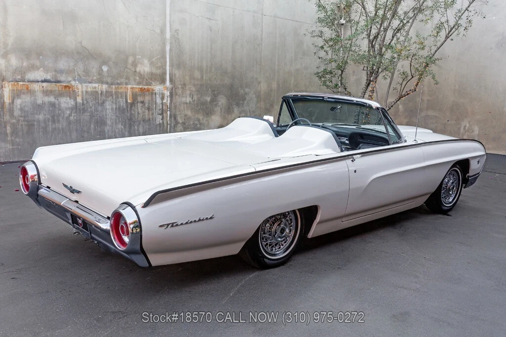 1963 Ford Thunderbird 3rd Gen - Image 5 of 12