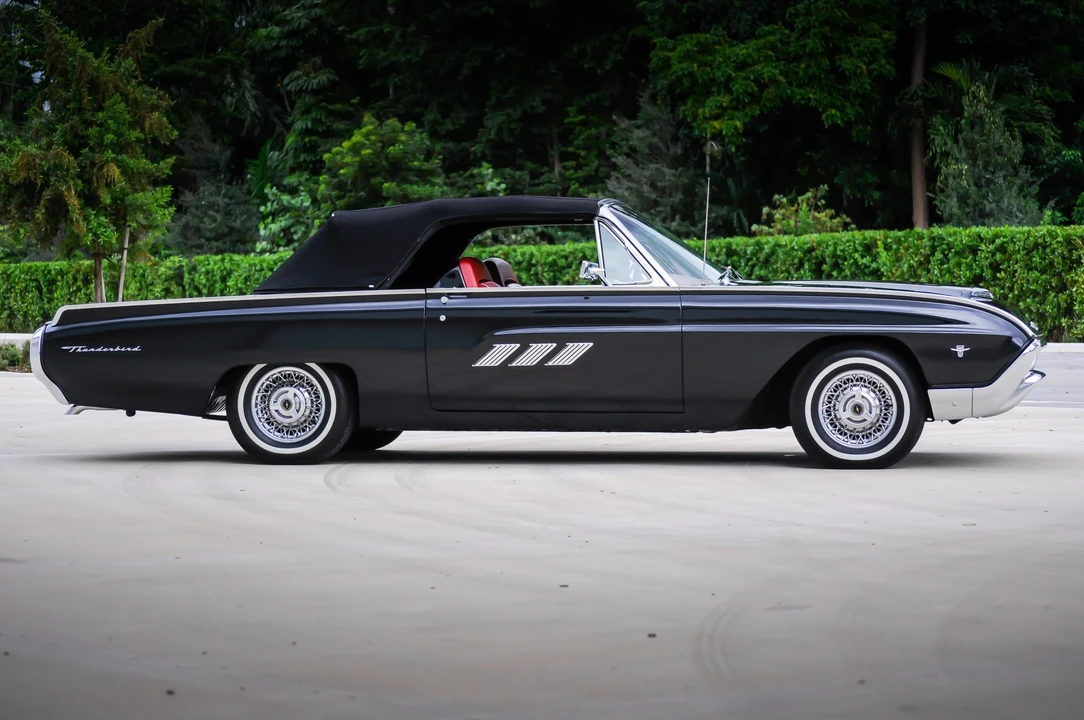 1963 Ford Thunderbird 3rd Gen - Image 19 of 31