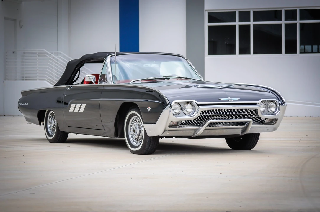 1963 Ford Thunderbird 3rd Gen - Image 20 of 31