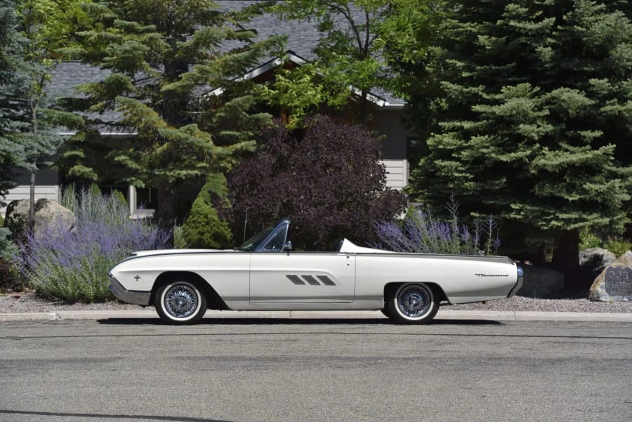 1963 Ford Thunderbird 3rd Gen - Image 2 of 31