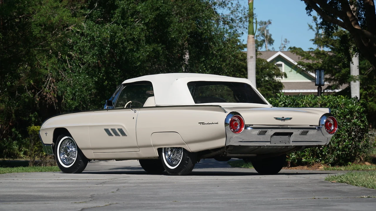1963 Ford Thunderbird 3rd Gen - Image 3 of 17