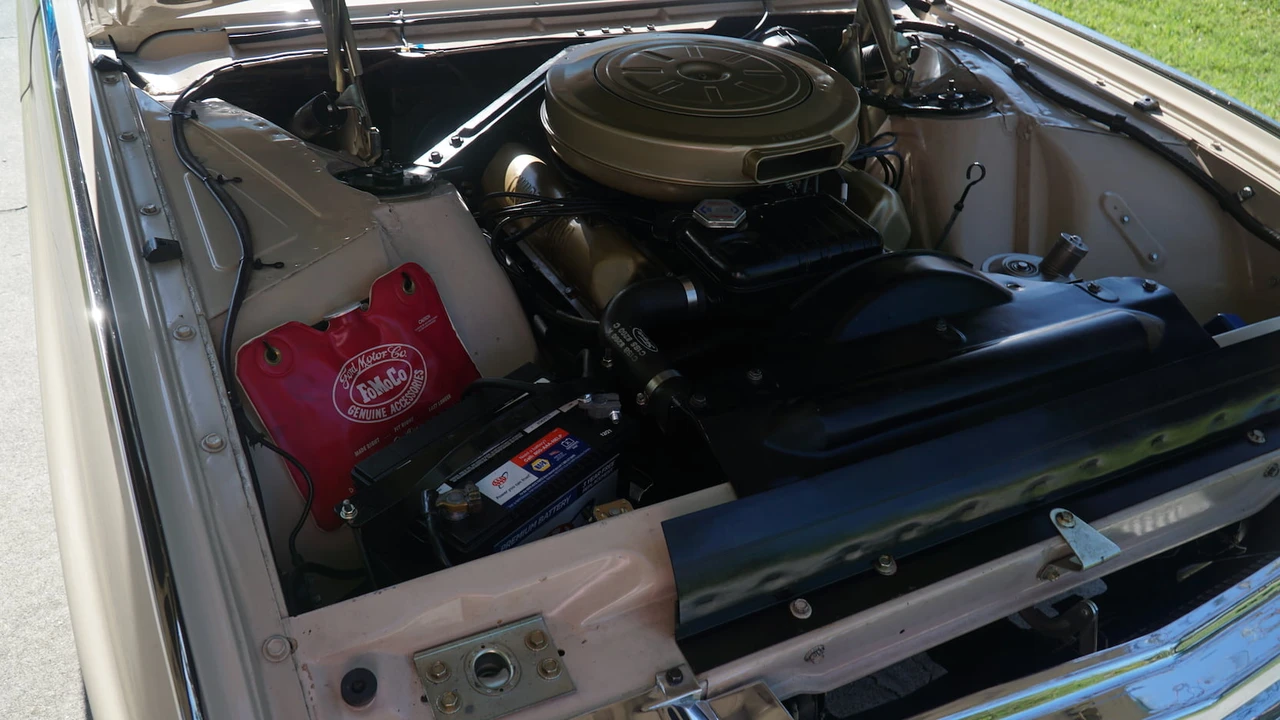 1963 Ford Thunderbird 3rd Gen - Image 8 of 17
