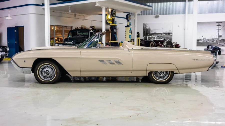 1963 Ford Thunderbird 3rd Gen - Image 2 of 14