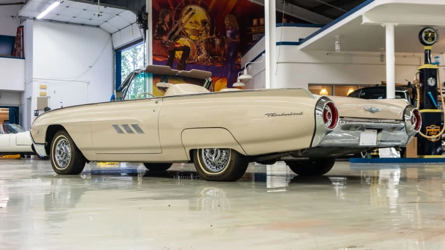 1963 Ford Thunderbird 3rd Gen - Image 3 of 14