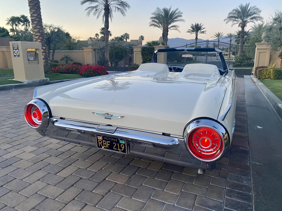 1963 Ford Thunderbird 3rd Gen - Image 12 of 31