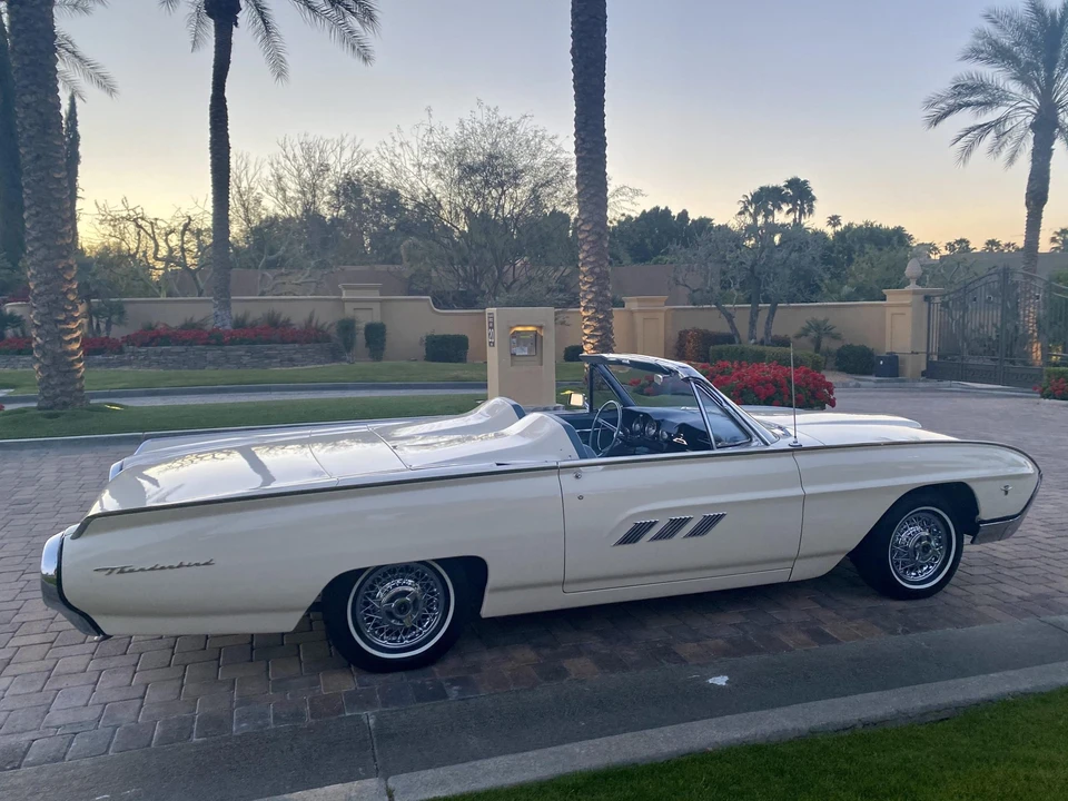 1963 Ford Thunderbird 3rd Gen - Image 14 of 31
