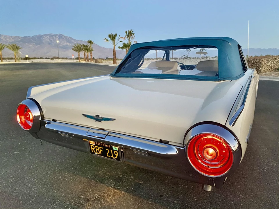 1963 Ford Thunderbird 3rd Gen - Image 27 of 31