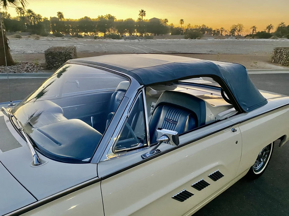 1963 Ford Thunderbird 3rd Gen - Image 25 of 31