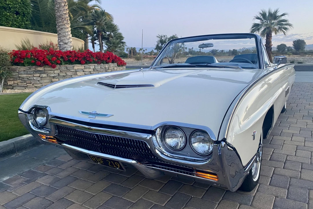 1963 Ford Thunderbird 3rd Gen - Image 3 of 31
