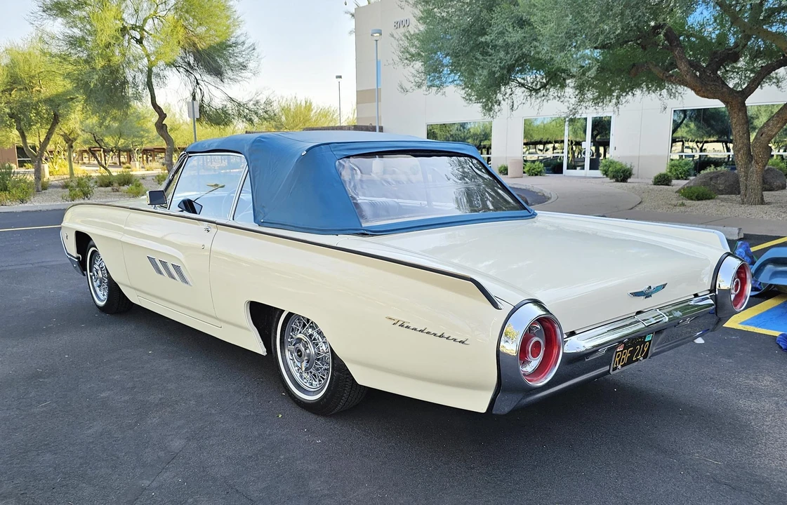 1963 Ford Thunderbird 3rd Gen - Image 28 of 31
