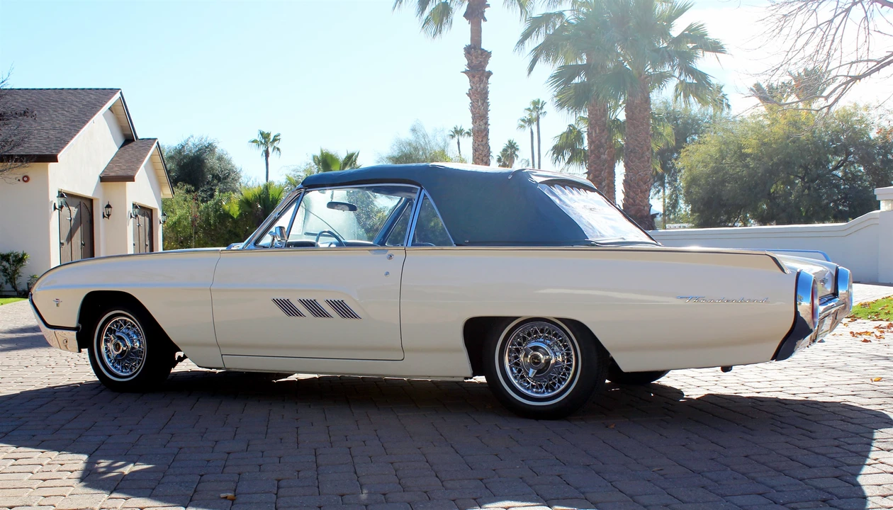 1963 Ford Thunderbird 3rd Gen - Image 23 of 31