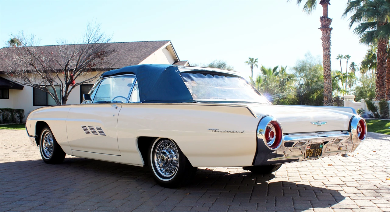 1963 Ford Thunderbird 3rd Gen - Image 24 of 31