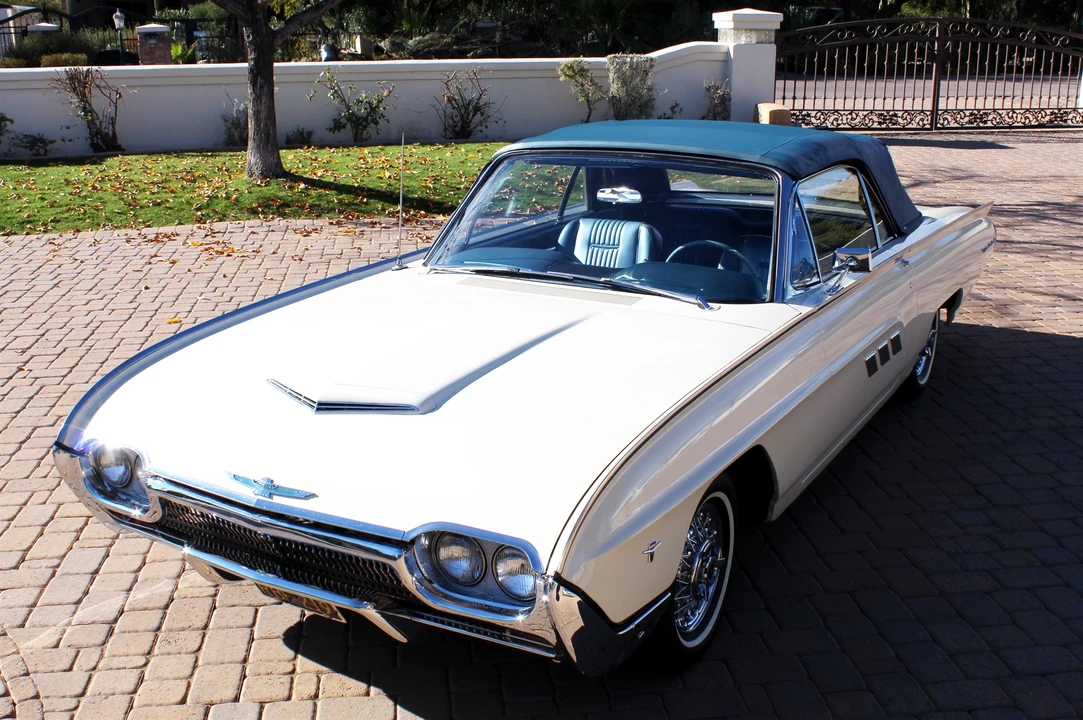 1963 Ford Thunderbird 3rd Gen - Image 19 of 31