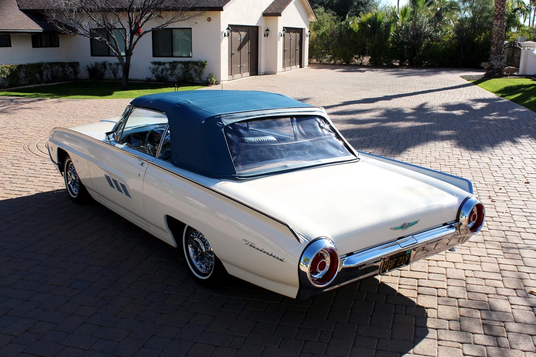 1963 Ford Thunderbird 3rd Gen - Image 25 of 31
