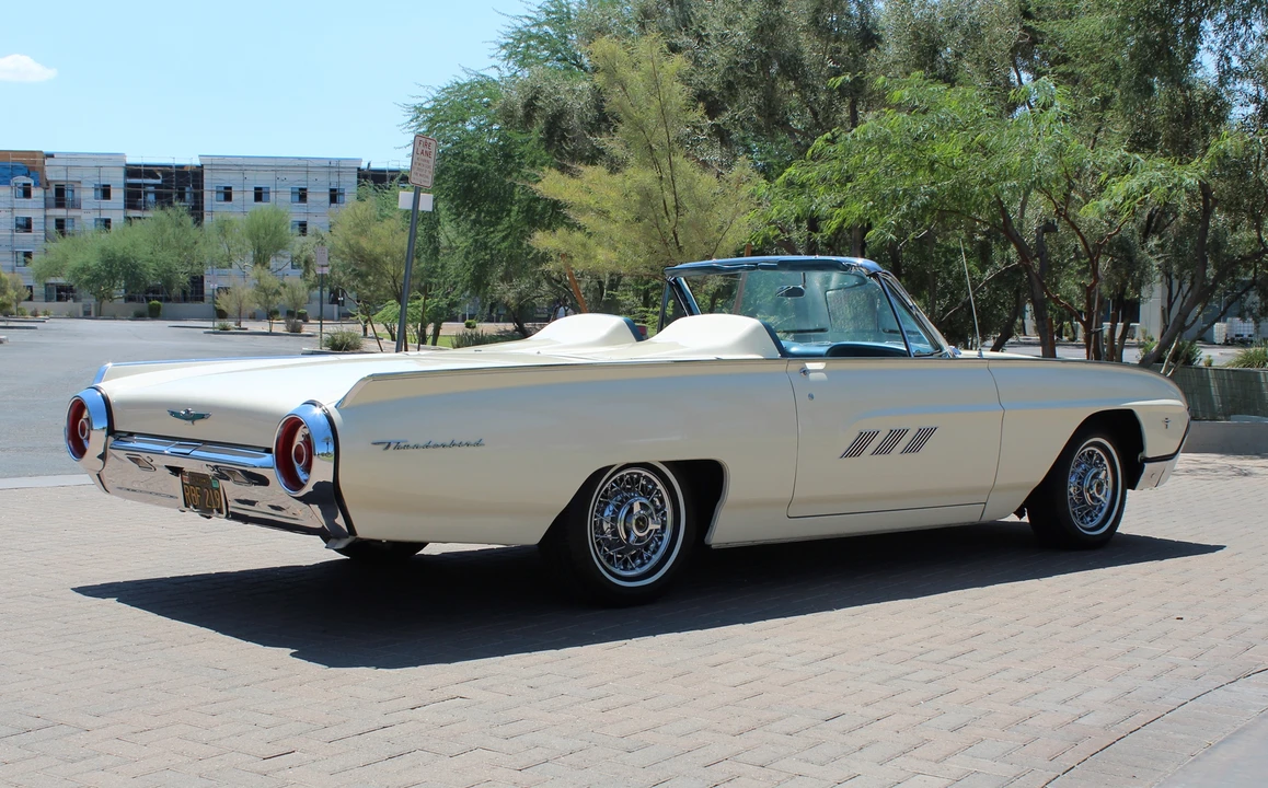 1963 Ford Thunderbird 3rd Gen - Image 14 of 31
