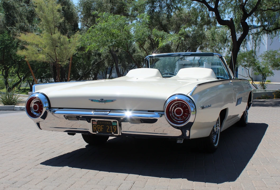 1963 Ford Thunderbird 3rd Gen - Image 16 of 31