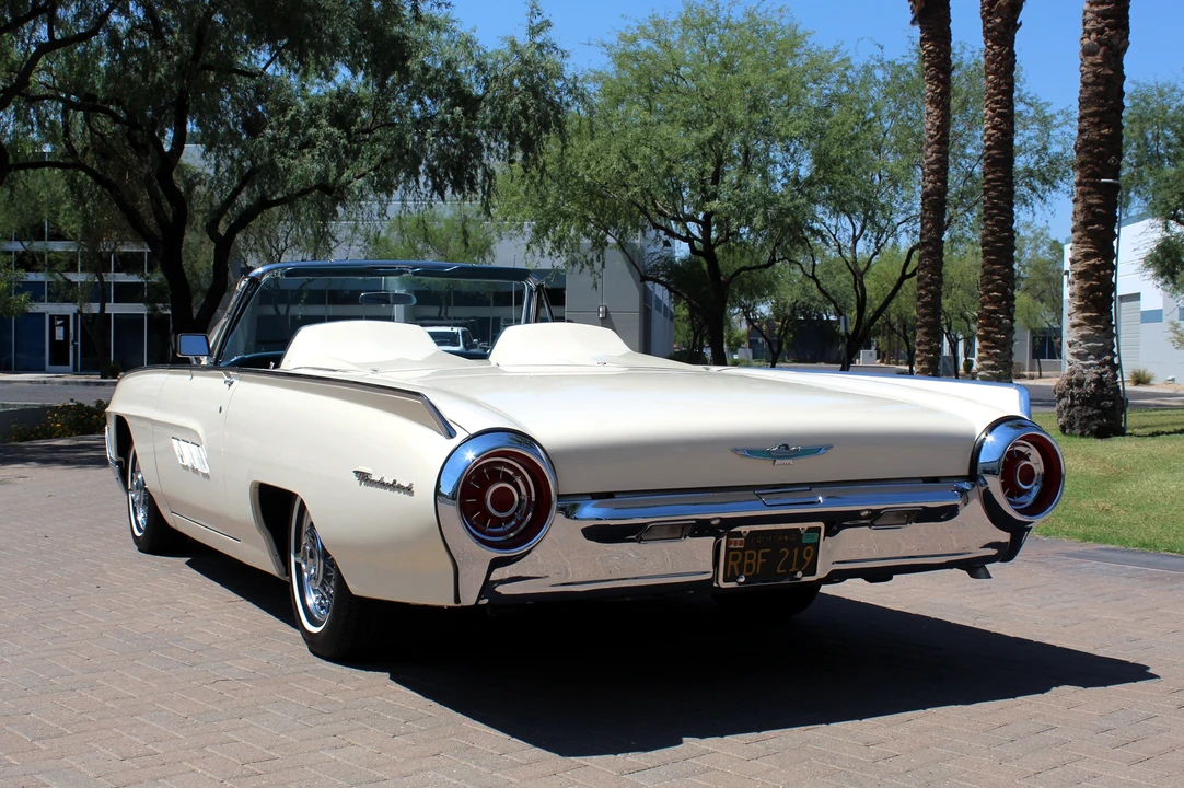 1963 Ford Thunderbird 3rd Gen - Image 18 of 31