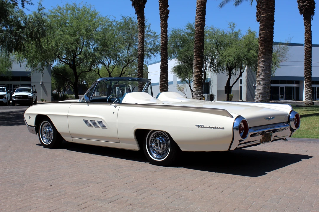 1963 Ford Thunderbird 3rd Gen - Image 20 of 31