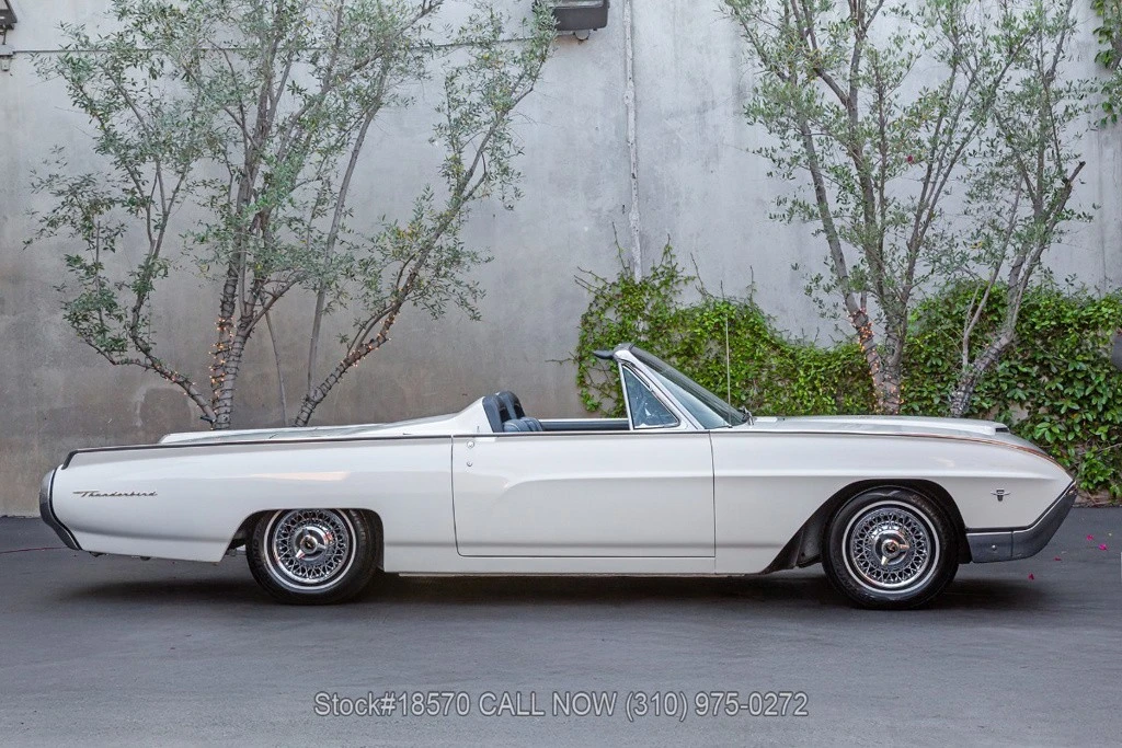 1963 Ford Thunderbird 3rd Gen - Image 4 of 12