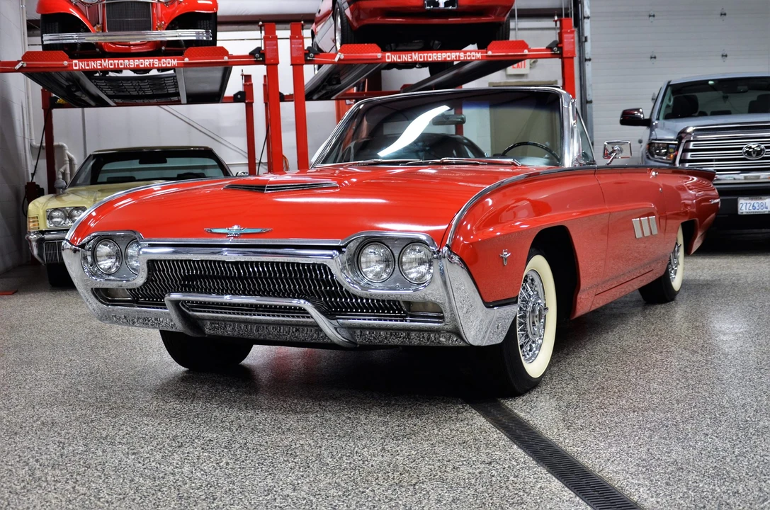 1963 Ford Thunderbird 3rd Gen - Image 9 of 31