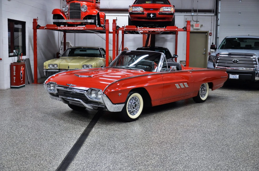 1963 Ford Thunderbird 3rd Gen - Image 2 of 31