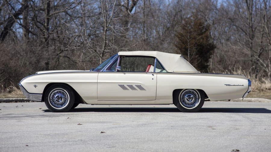 1963 Ford Thunderbird 3rd Gen - Image 12 of 20