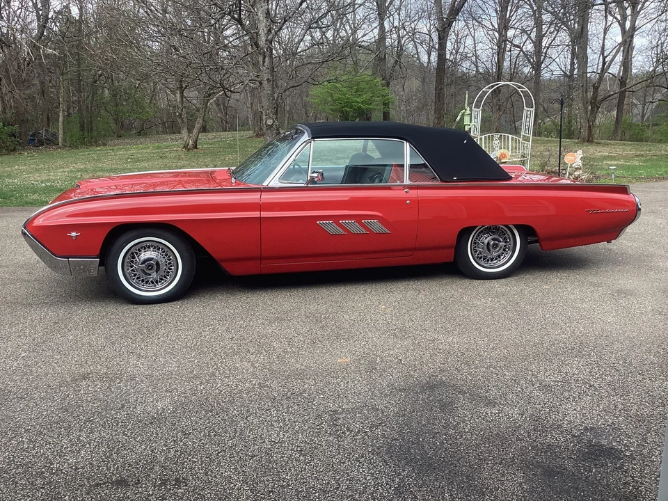 1963 Ford Thunderbird 3rd Gen - Image 5 of 31