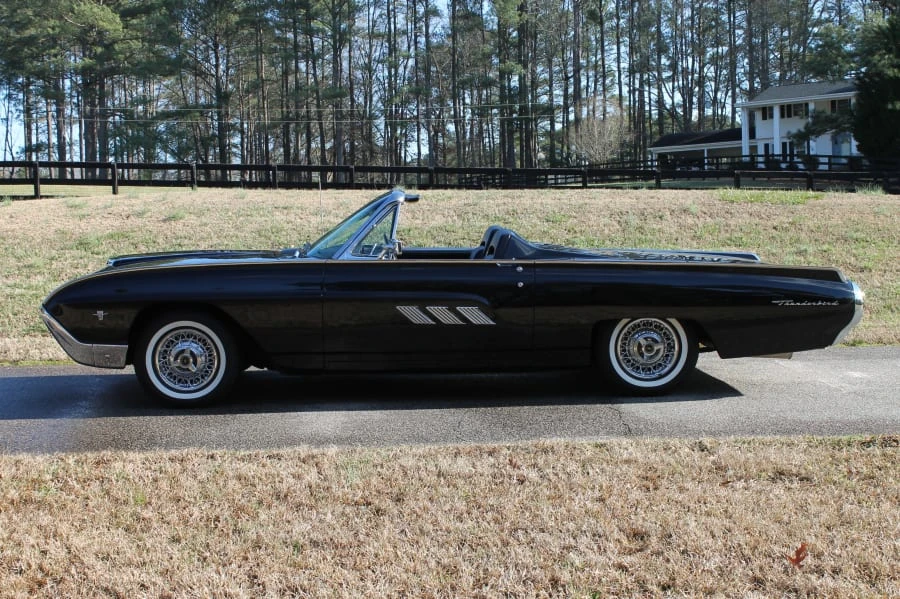 1963 Ford Thunderbird 3rd Gen - Image 2 of 8