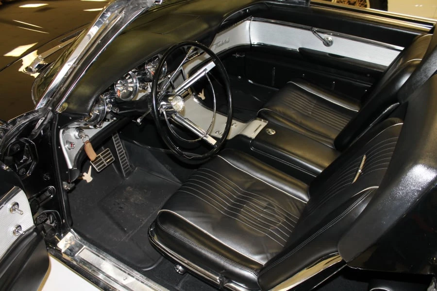 1963 Ford Thunderbird 3rd Gen - Image 4 of 8