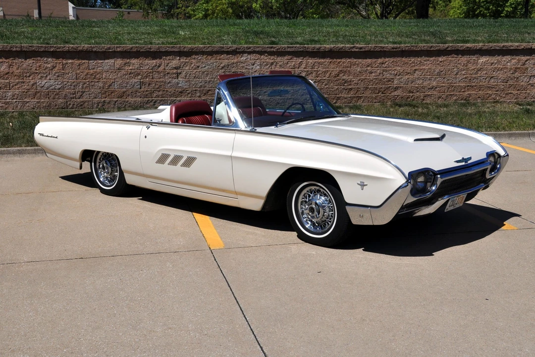 1963 Ford Thunderbird 3rd Gen - Image 8 of 31