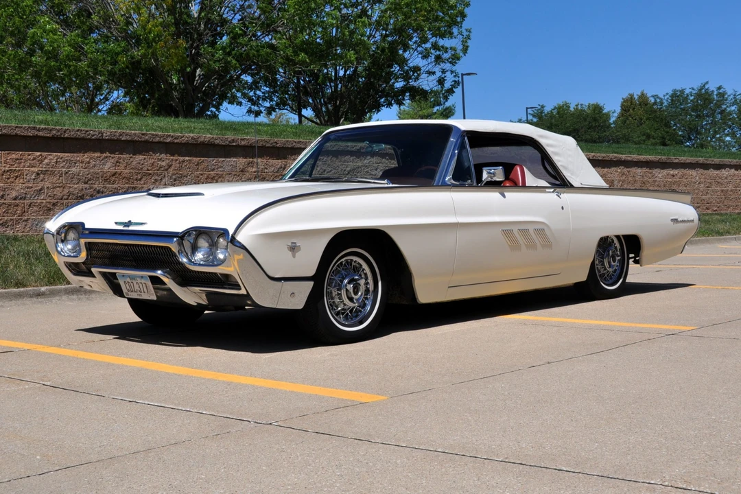 1963 Ford Thunderbird 3rd Gen - Image 16 of 31