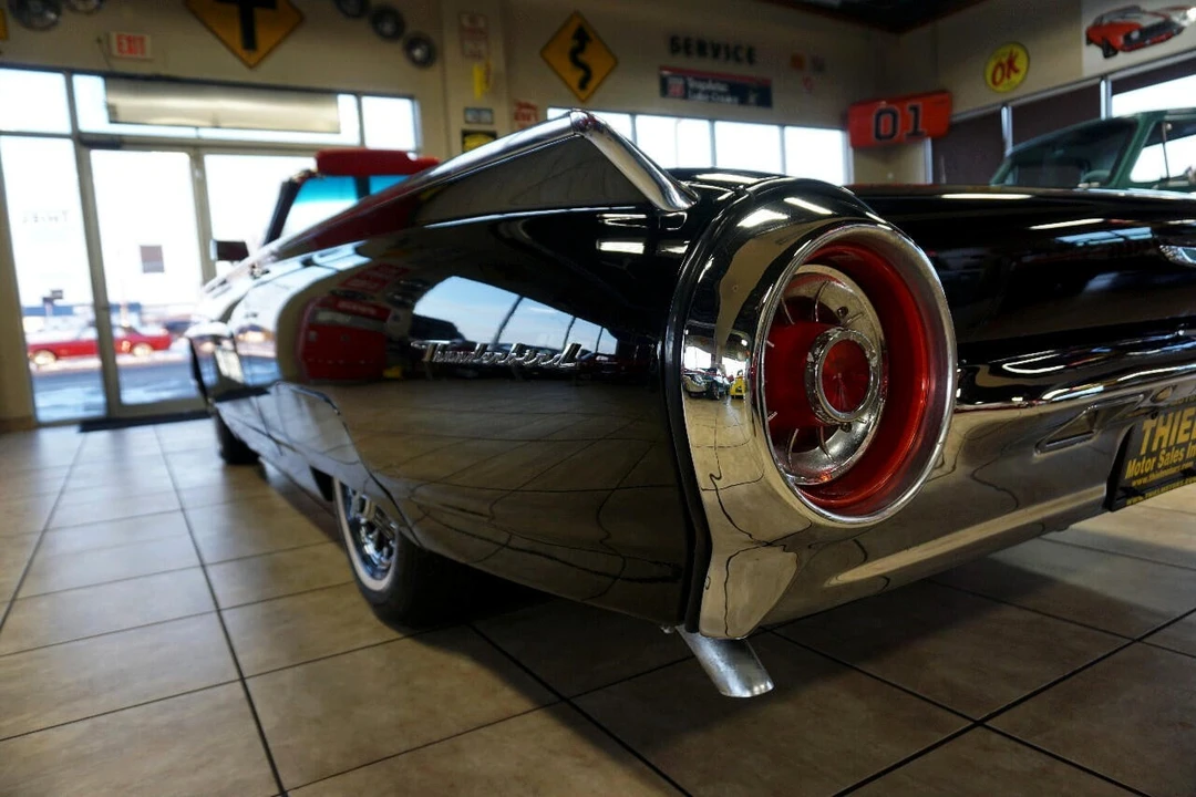 1963 Ford Thunderbird 3rd Gen - Image 17 of 21