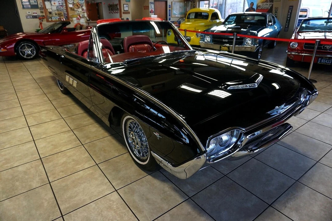 1963 Ford Thunderbird 3rd Gen - Image 12 of 21