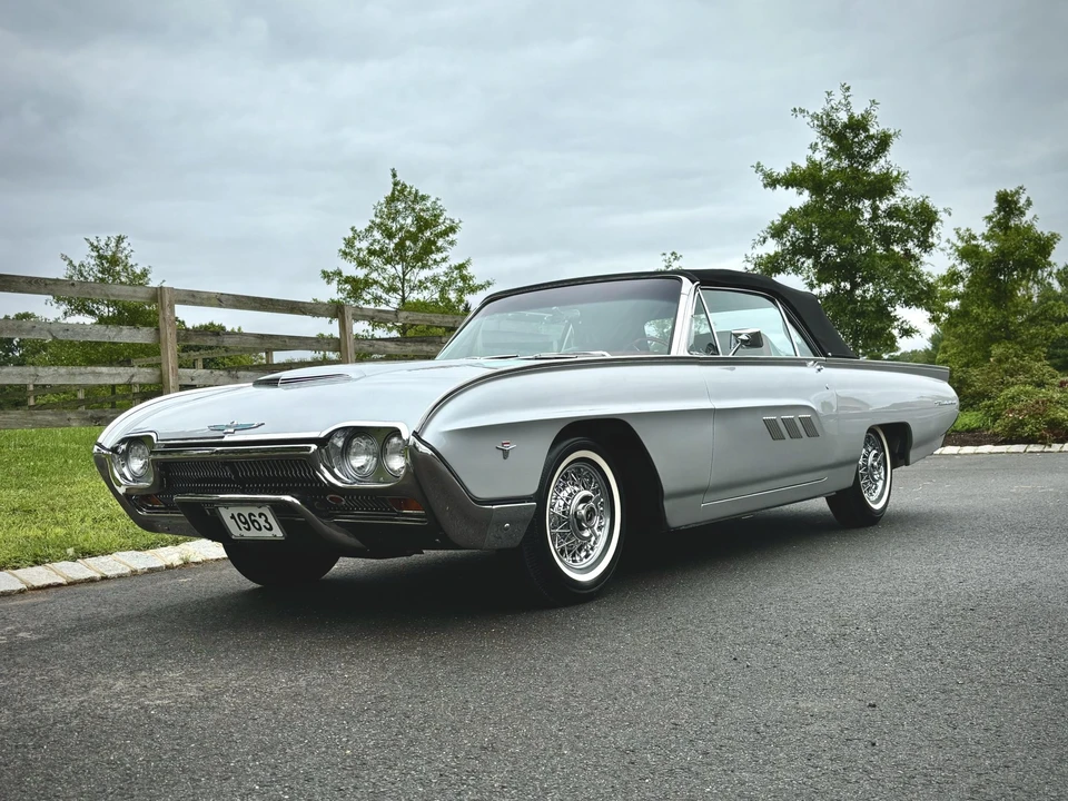 1963 Ford Thunderbird 3rd Gen - Image 2 of 31