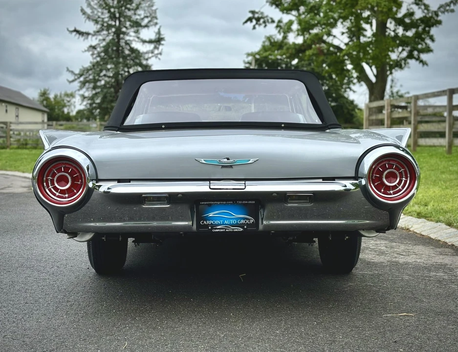1963 Ford Thunderbird 3rd Gen - Image 25 of 31