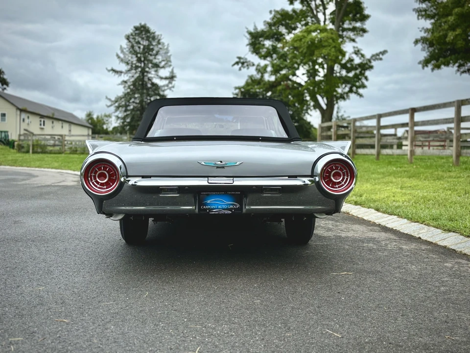 1963 Ford Thunderbird 3rd Gen - Image 12 of 31