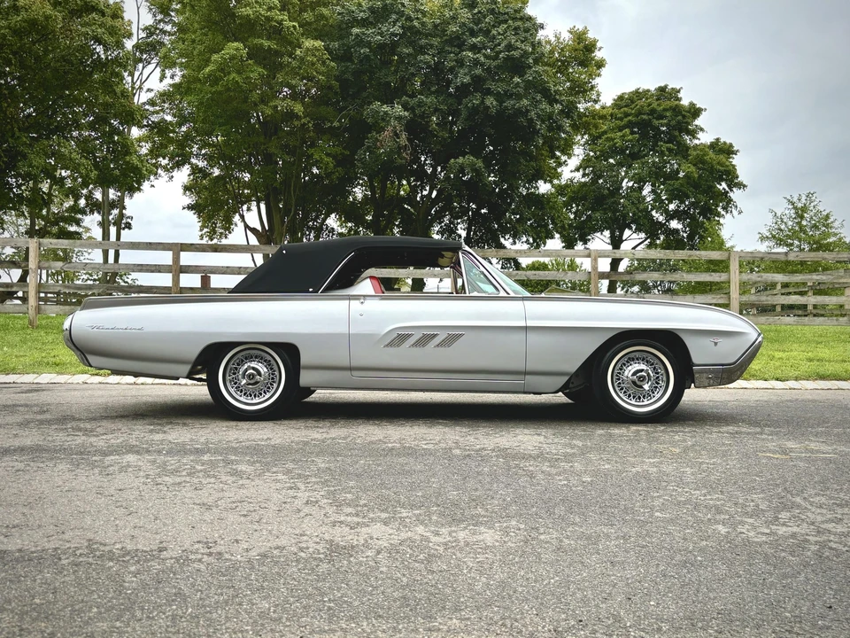 1963 Ford Thunderbird 3rd Gen - Image 7 of 31