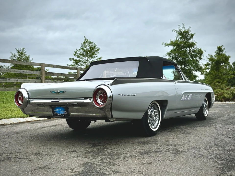 1963 Ford Thunderbird 3rd Gen - Image 10 of 31