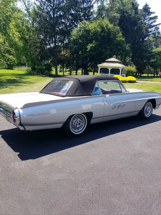 1963 Ford Thunderbird 3rd Gen - Image 14 of 31