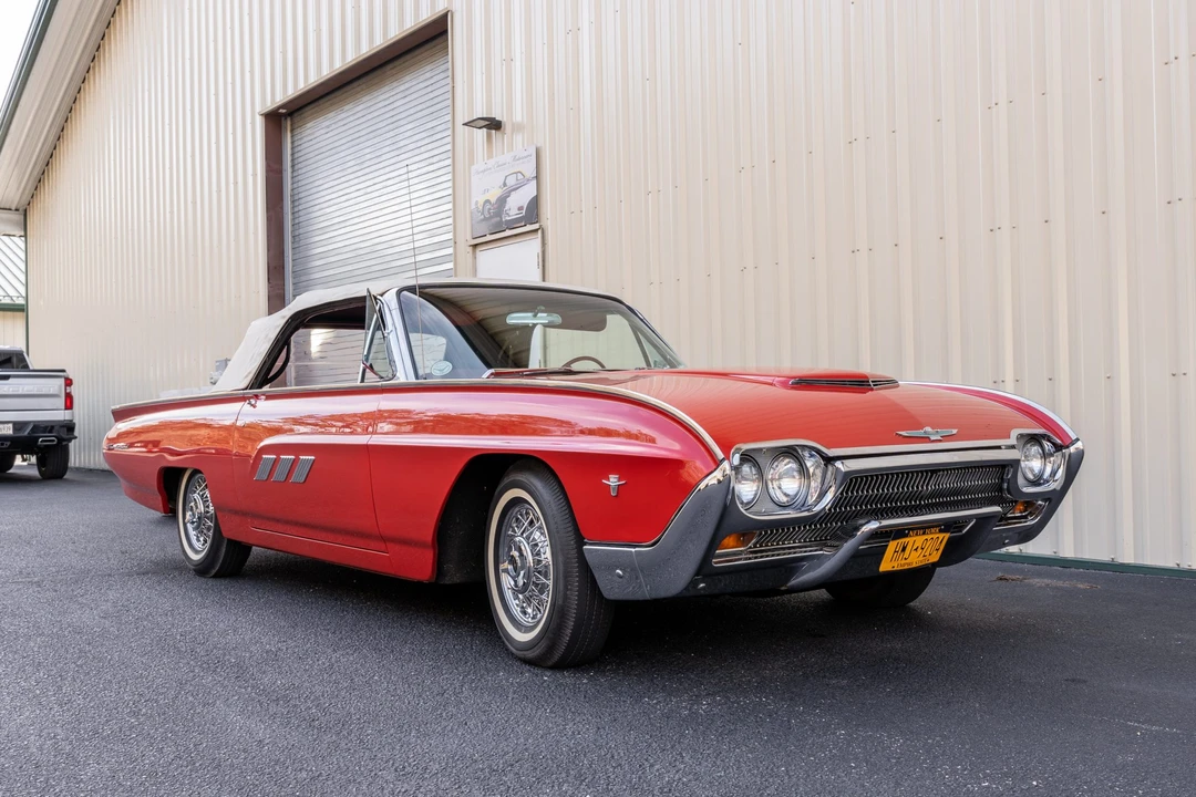 1963 Ford Thunderbird 3rd Gen - Image 5 of 31