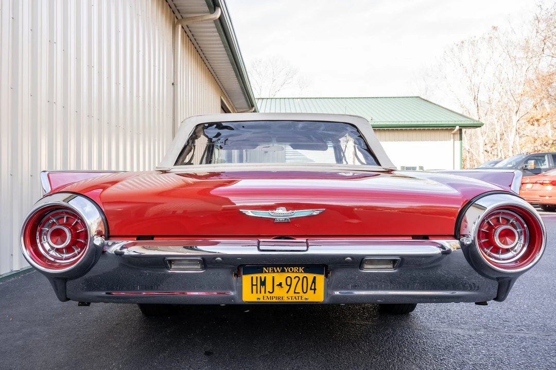 1963 Ford Thunderbird 3rd Gen - Image 20 of 31