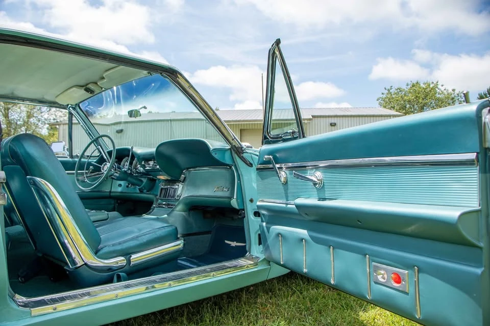 1963 Ford Thunderbird 3rd Gen - Image 11 of 20
