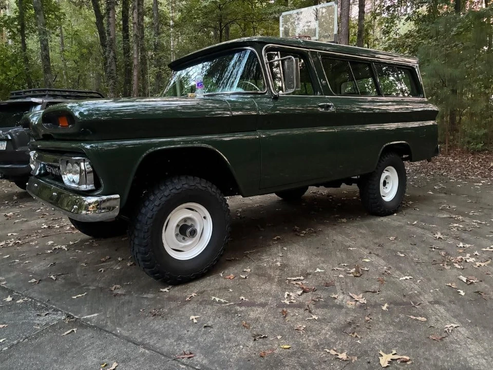 1963 GMC Suburban 5th Gen - Image 22 of 31
