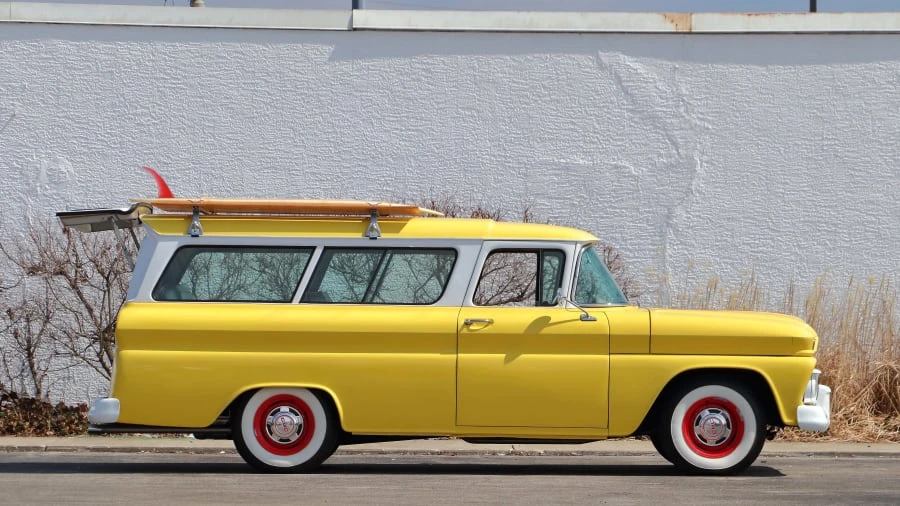 1963 GMC Suburban 5th Gen - Image 2 of 20