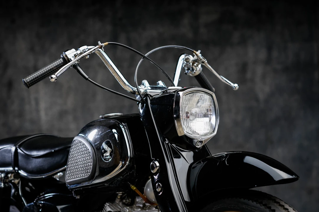 1963 Honda Benly - Image 14 of 31