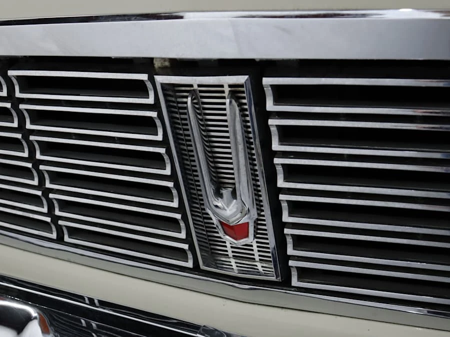 1963 Imperial Crown - Image 8 of 31