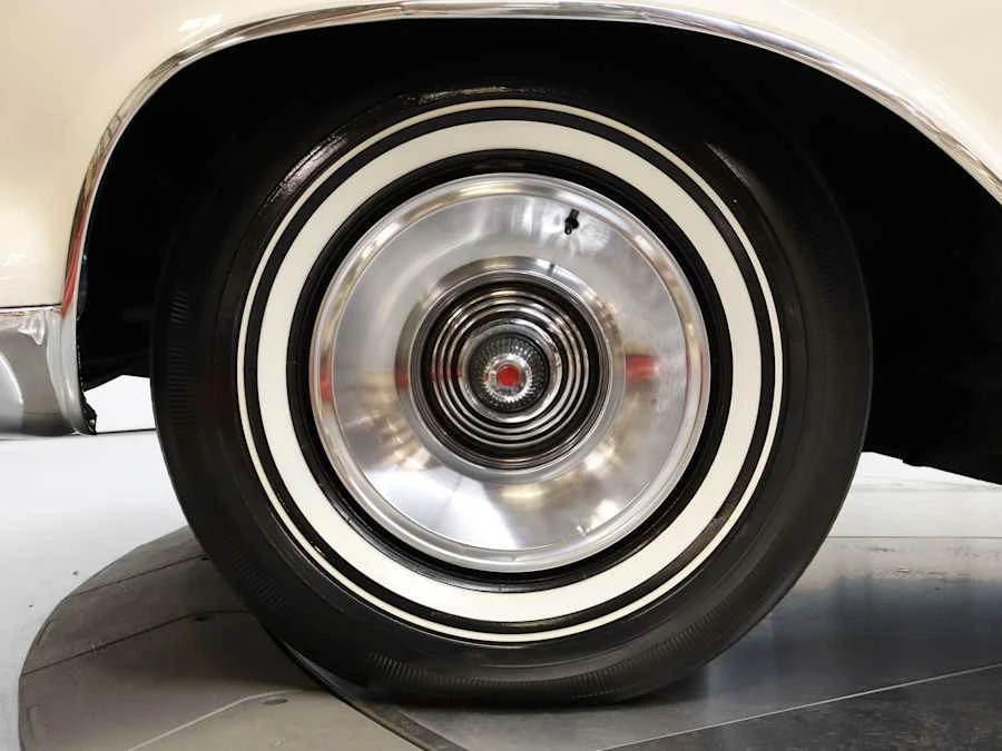 1963 Imperial Crown - Image 28 of 31