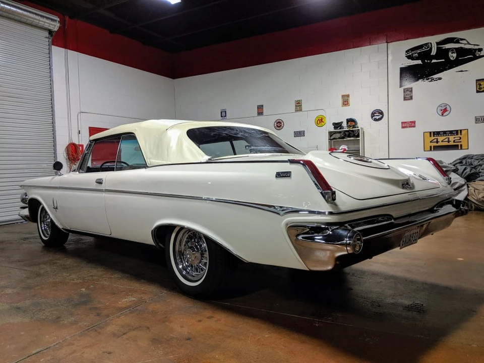 1963 Chrysler Imperial 2nd Gen - Image 26 of 31