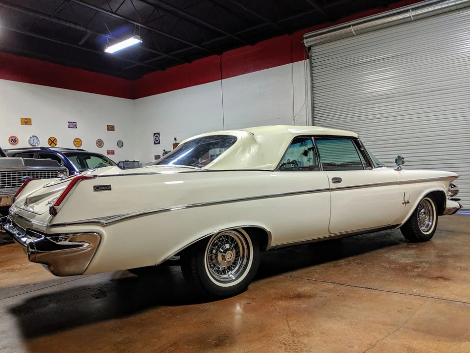 1963 Chrysler Imperial 2nd Gen - Image 27 of 31